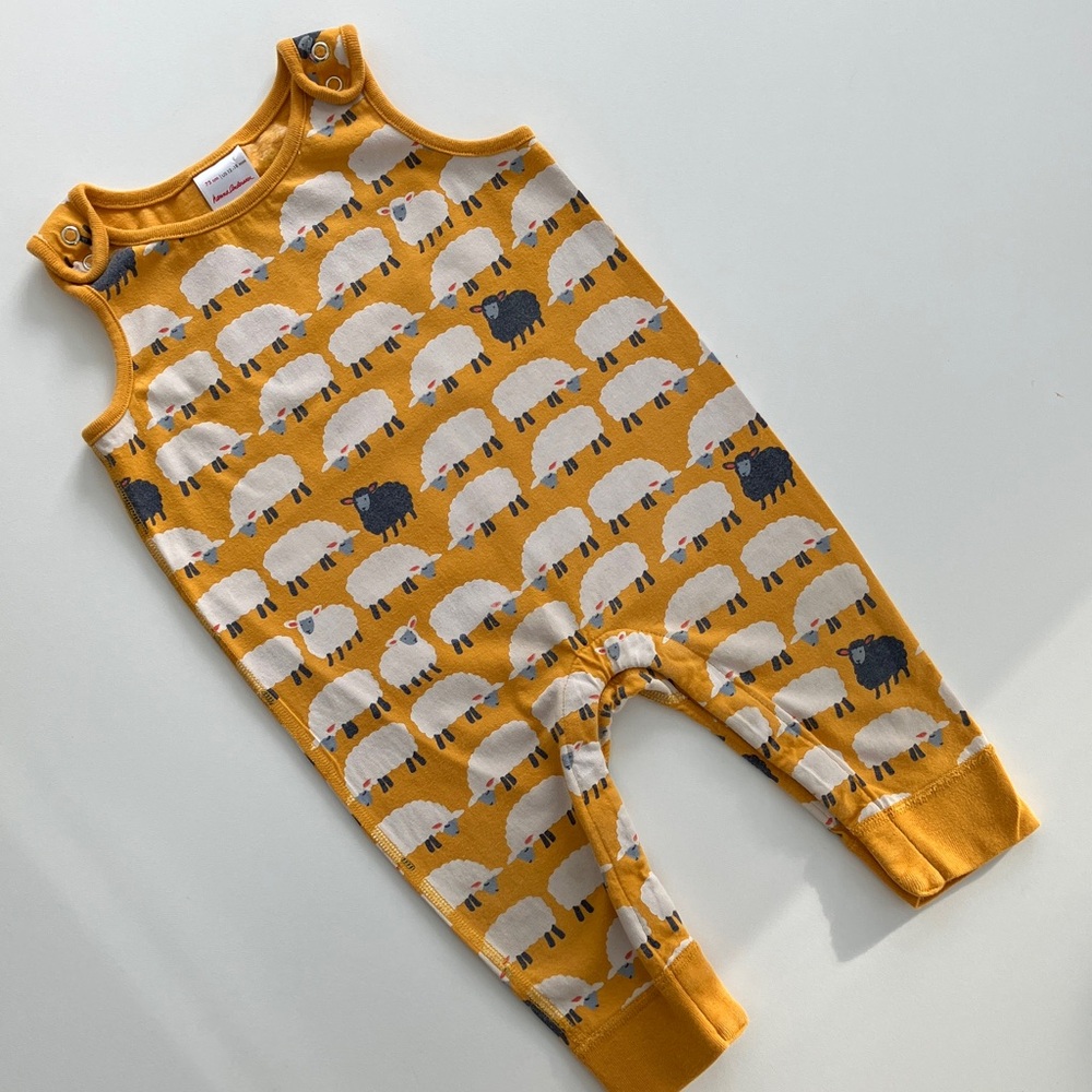 *Hanna Andersson Jumpsuit (size 75)